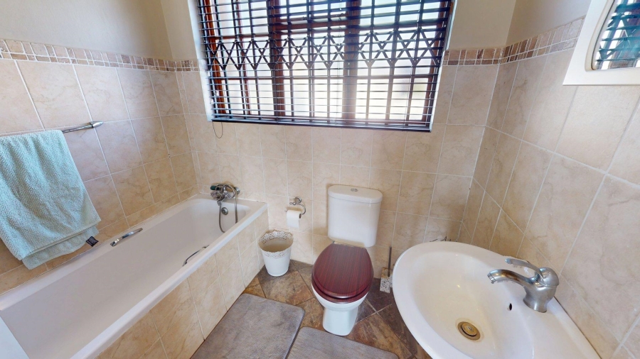 3 Bedroom Property for Sale in Grimbeeck Park North West